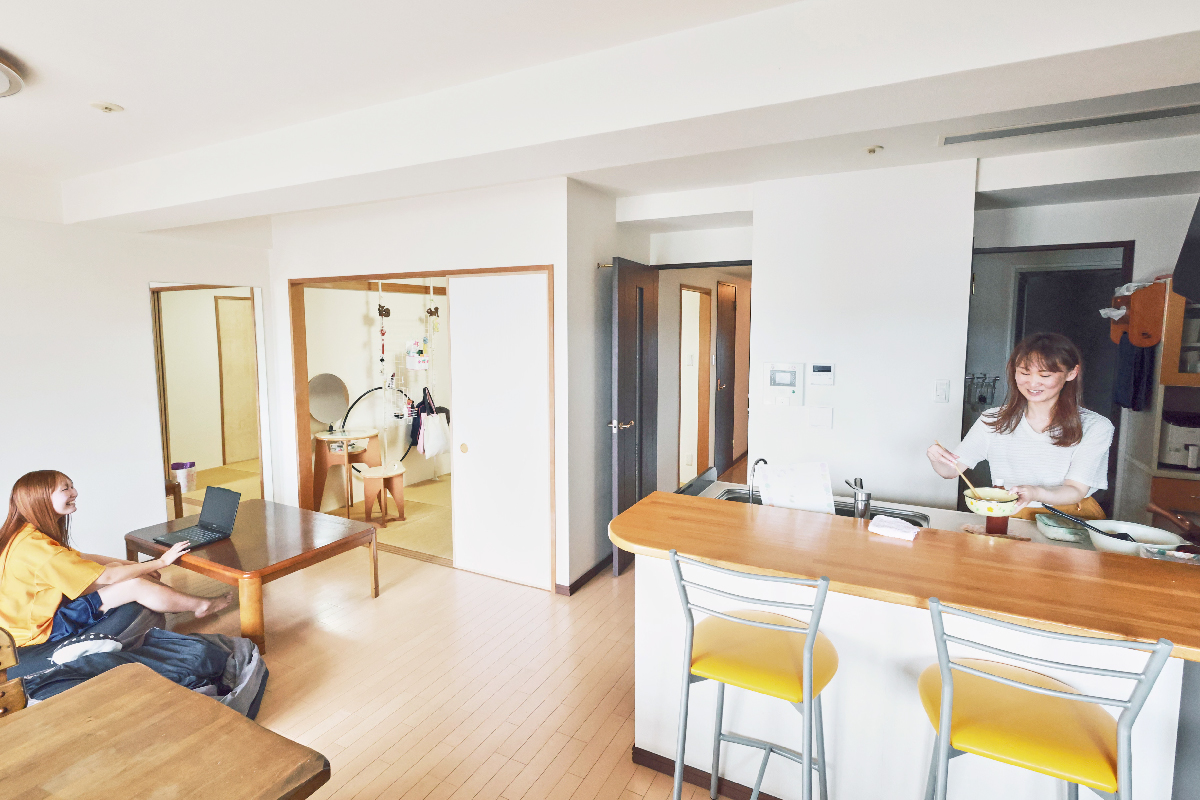 居住者さまインタビューVol.3 ①集まる理由は、心地よさ。家族の真ん中にあるリビング・ダイニング。